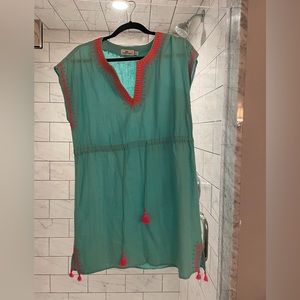 Vineyard Vine swimsuit cover-up